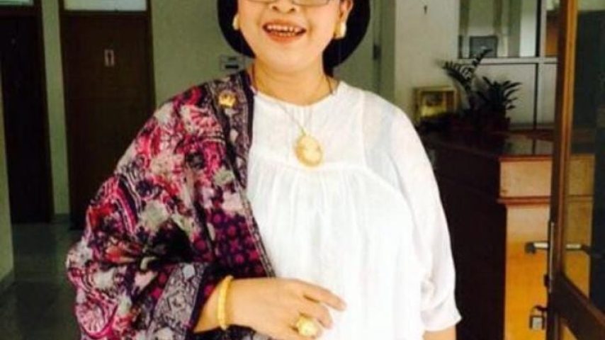 Guru Besar Psikologi UGM Prof.Kwartarini Wahyu Yuniarti, sebagai Nara Sumber Parenting, Keluarga Cahaya Semesta Jaya (CSJ)