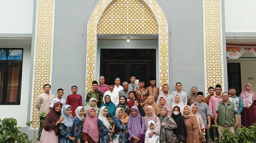 Istana Yatim At-Taslim, Menjadi Tempat Tujuan Shilaturahim Dan Wisata Keluarga Bani Sanduki, Keluarga Besar H.Taslim