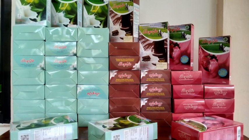 Maman Firmansyah Pengusaha Muda Banjarnegara Pemilik Brand Susu Begifa,Salah Satu dari 50 Yang Mendapat Piagam Penghargaan dari Kemengrian Pertanian RI